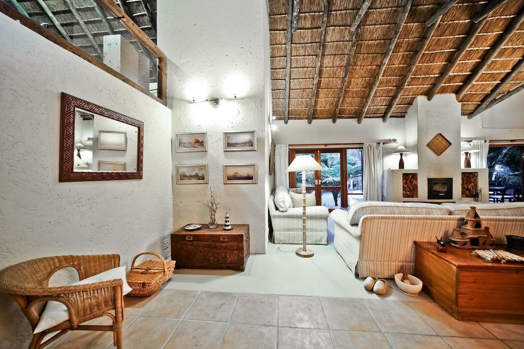 50 On Shepherd Boutique Guest House Sandton Exterior foto