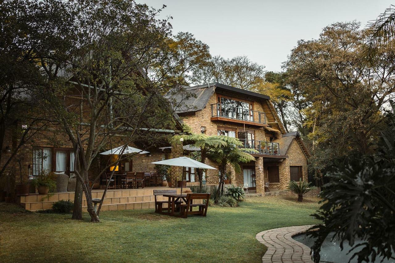 50 On Shepherd Boutique Guest House Sandton Exterior foto